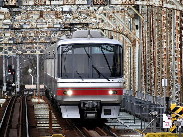 5000系犬山行き普通列車