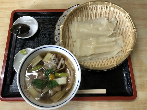 鴨せいろうおしらじうどん 850円