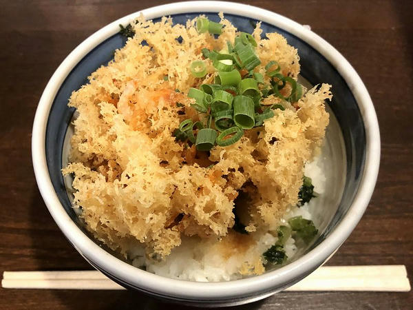 桜えびかき揚げ丼 460円（麺類注文で50円引き）