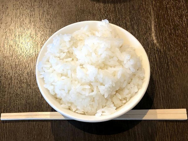小さめご飯 112円