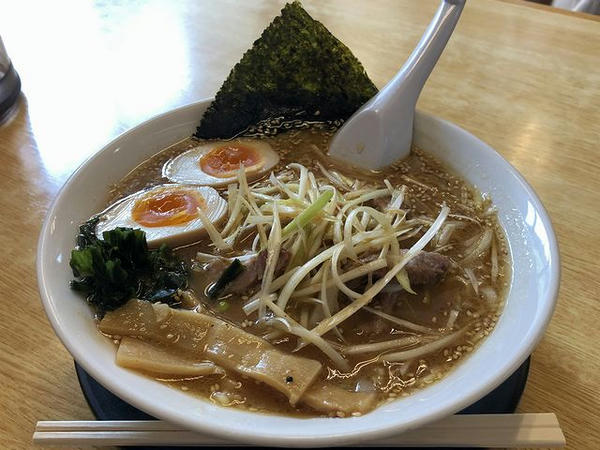 ネギ味噌ラーメン 840円 ＋ 味付玉子 100円