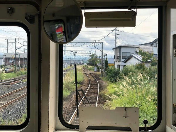 赤湯駅進入