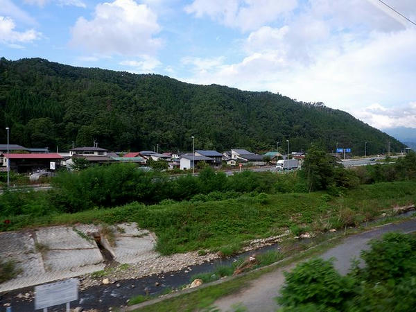 羽前中山駅－かみのやま温泉駅間