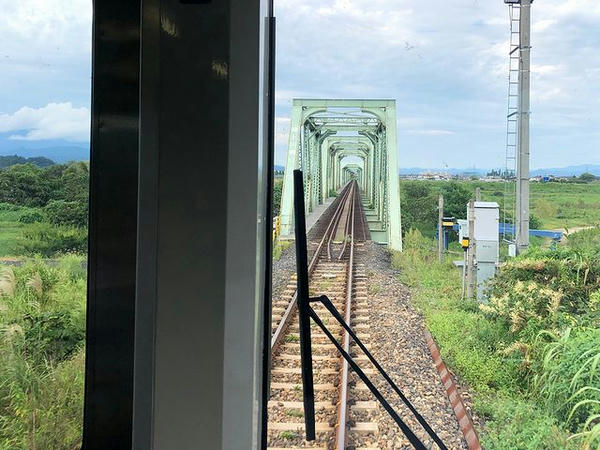 羽前長崎駅－南寒河江駅間（最上川橋梁）