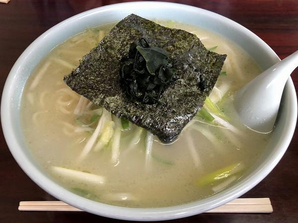 ネギしおラーメン（並） 800円