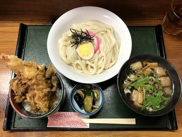 本日のおすすめセットメニュー（とり肉とごぼうのつけ汁うどん＋ミニえび天丼） 1100円