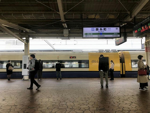 錦糸町駅停車中