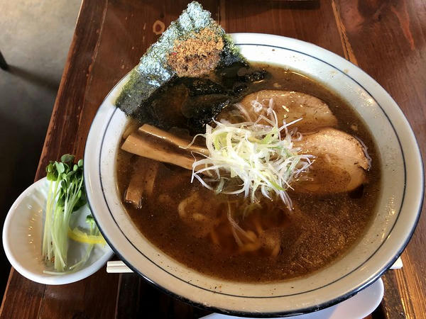 二代目和だし醤油ラーメン 750円（税別）