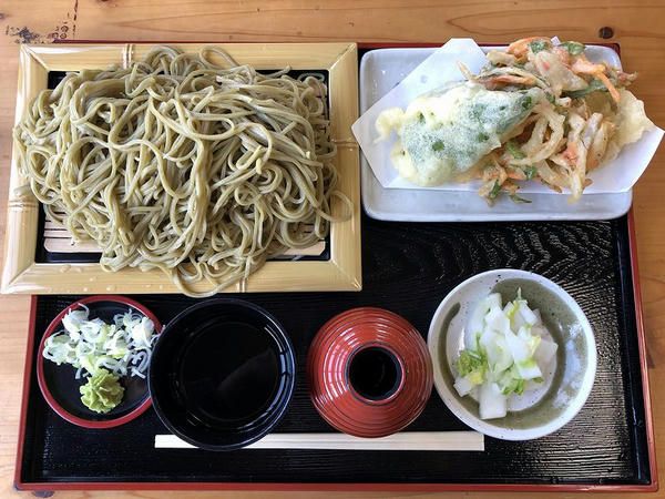 水車天もりそば（大盛） 1330円