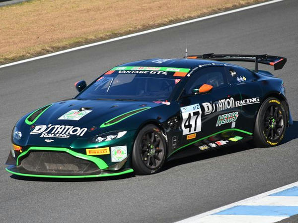 No.47 D'station Vantage GT4