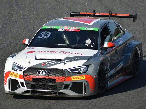 No.33 Audi RS 3 LMS