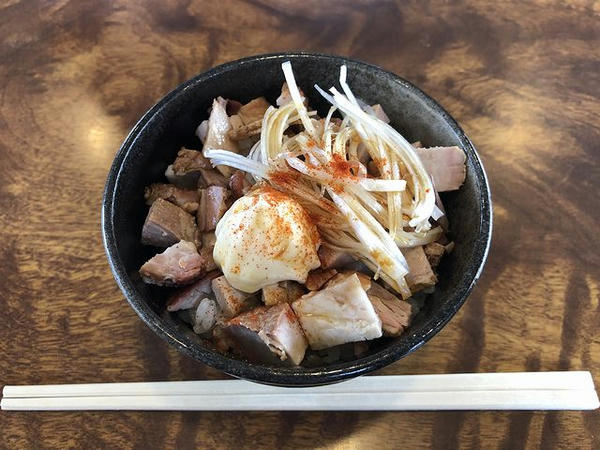 チャーシュー丼 300円