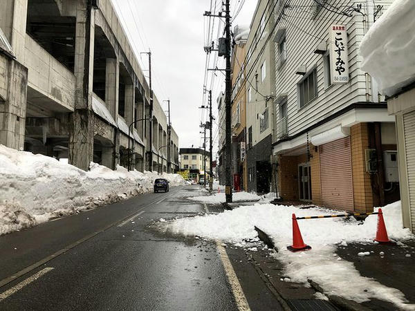 越後湯沢駅への道すがら(2)