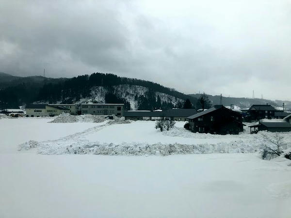 うらがわら駅発車直後