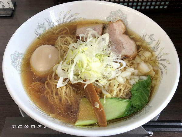 味玉中華そば（大盛） 930円