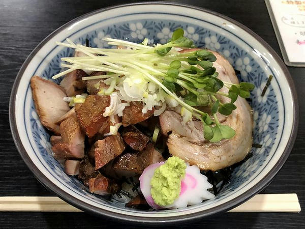 チャーシュー丼 400円