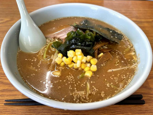 ネギラーメン（みそ） 750円