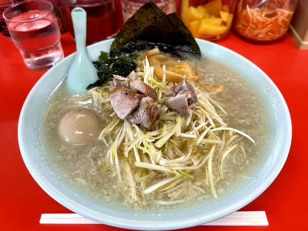 ネギラーメン 820円 ＋ 味玉 70円