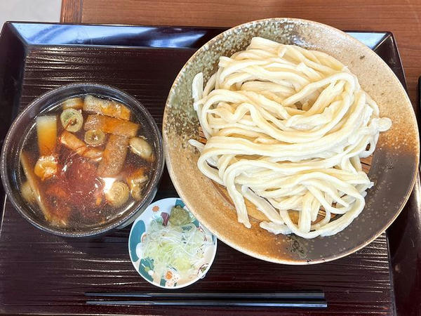 鳥汁うどん 900円