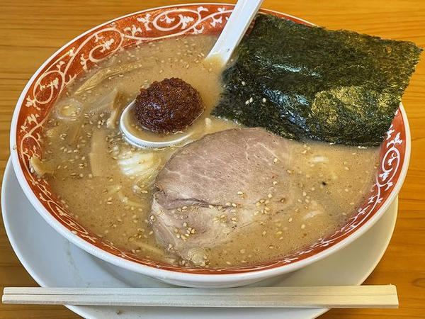 からし味噌ラーメン 737円