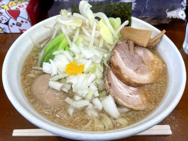 背脂煮干ラーメン 800円 ＋ 味玉 100円 ＋ 温野菜 50円