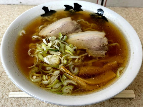 支那そば 750円