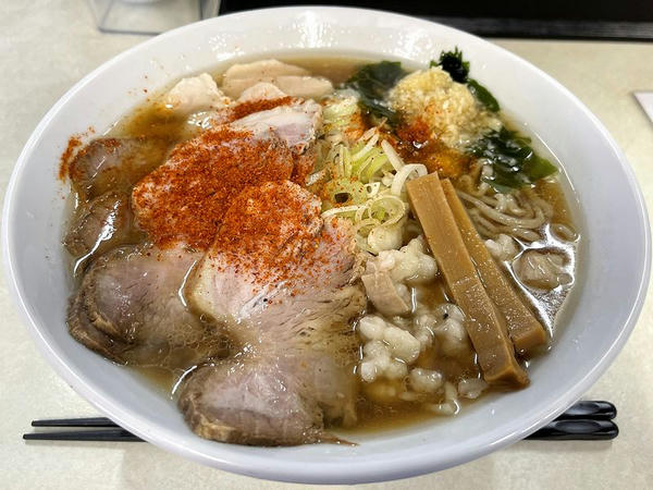 特鮮ラーメン880円