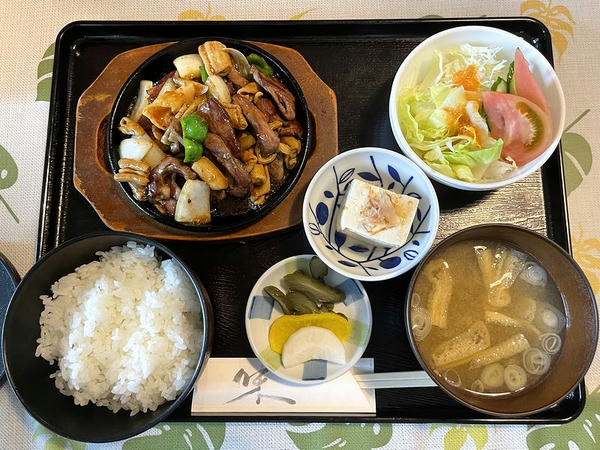 もつ焼定食 1,000円