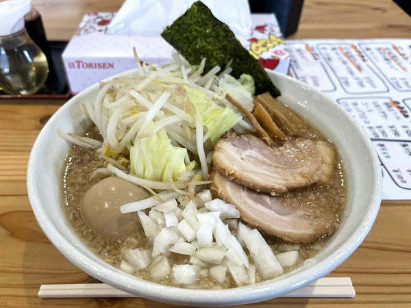 背脂煮干ラーメン 800円 ＋ 味玉 100円 ＋ 温野菜 50円