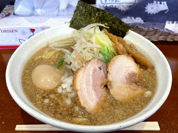 背脂煮干ラーメン 800円 ＋ 味玉 100円 ＋ 温野菜 50円