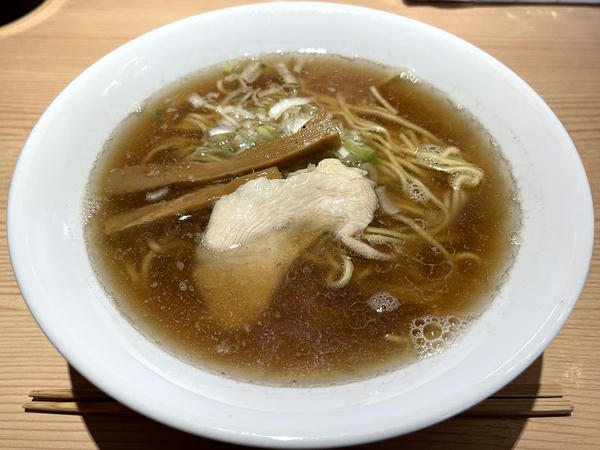 地魚醤油らぁめん 680円