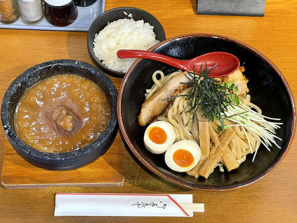 石焼きカレーつけめん 979円