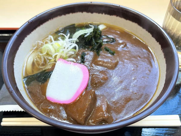 和牛カレーうどん 900円