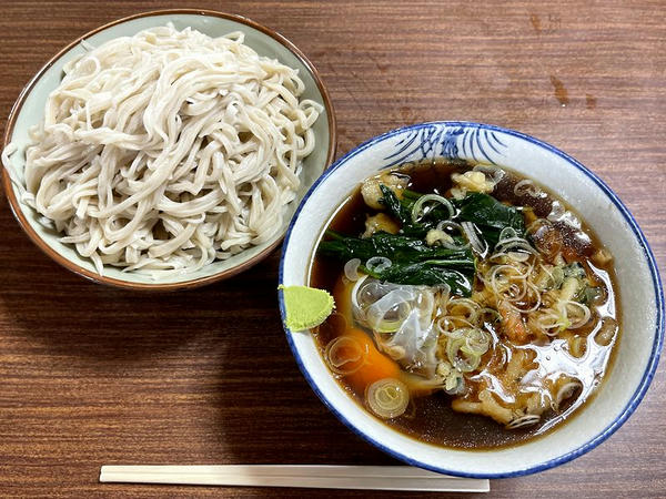 ひたし天ぷら（そば） 750円 ＋ 中盛り 250円 ＋ 玉子 50円