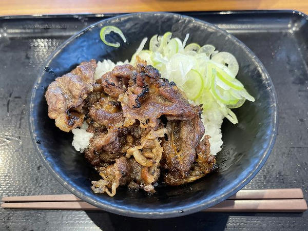 さっちゃんのカルビ丼（小） 430円