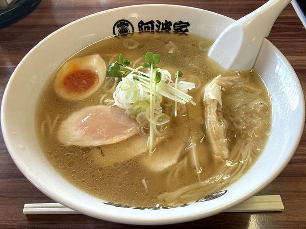 地鶏けい骨ラーメン 1,000円