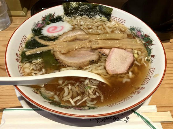 醤油ラーメン 780円