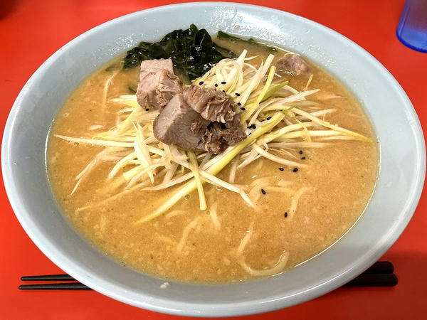 赤味噌ネギラーメン 980円