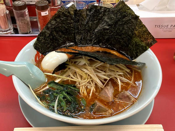 辛味噌ネギラーメン（大辛） 960円 ＋ 味付け玉子 140円 ＋ のり5枚 140円