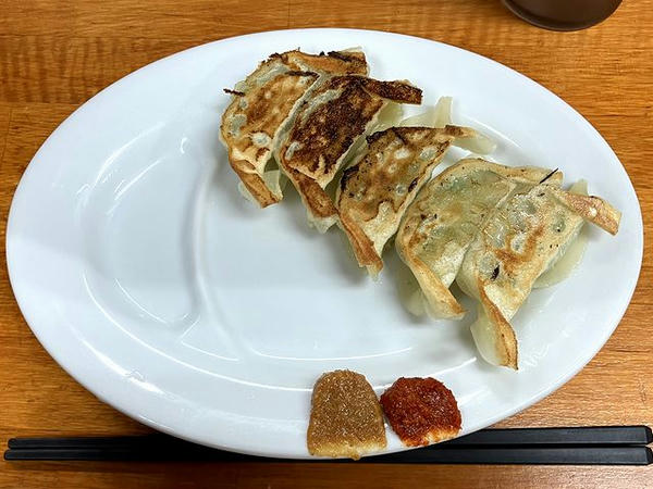 餃子 300円