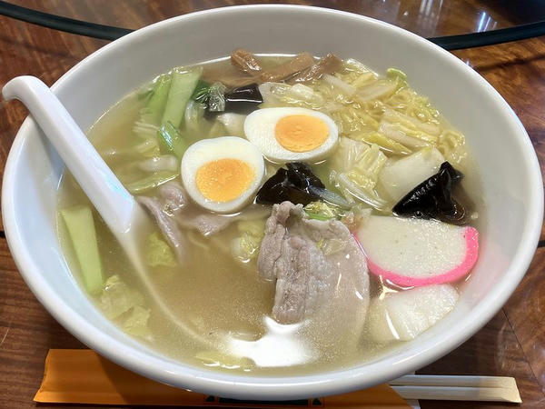 山泉麺 1,000円