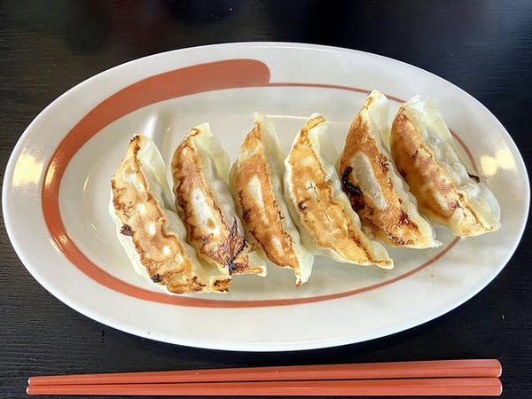 冷麺ギョーザセットの餃子「極」（通常単品280円）