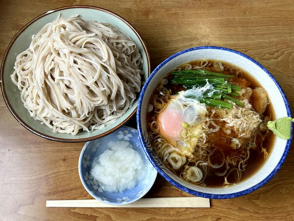 ひたし天ぷらそば（中盛） 1,100円 ＋ 玉子 50円 ＋ 大根おろし 50円