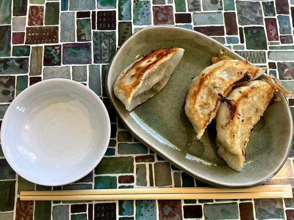 焼き餃子3ヶ 350円