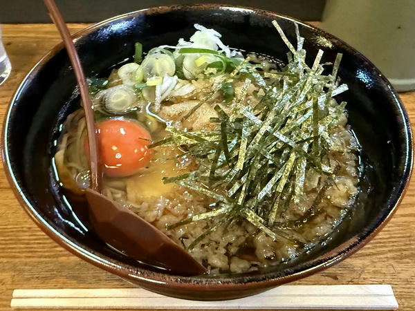 おばけそば 750円