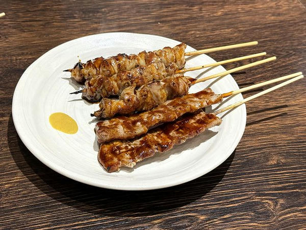 串盛り合わせ（タレ） 500円（税別）