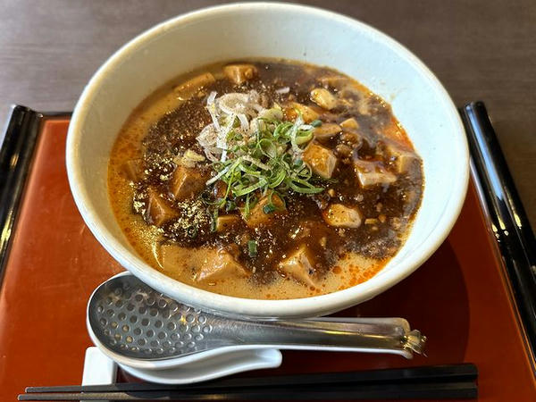 麻婆担々麺（汁あり） 900円