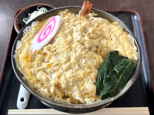 天とじそば 750円