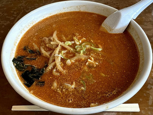 担々メン 800円