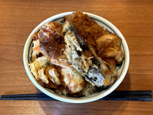 おまかせ天丼 407円